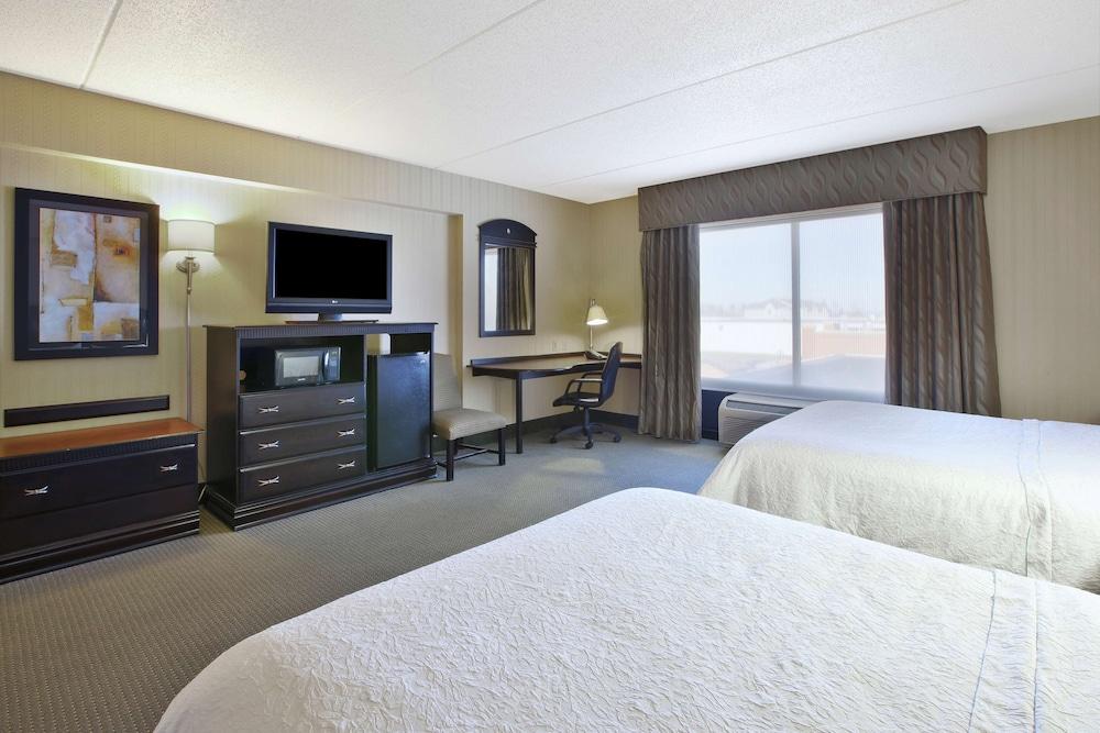Hampton & Hotel Plattsburgh