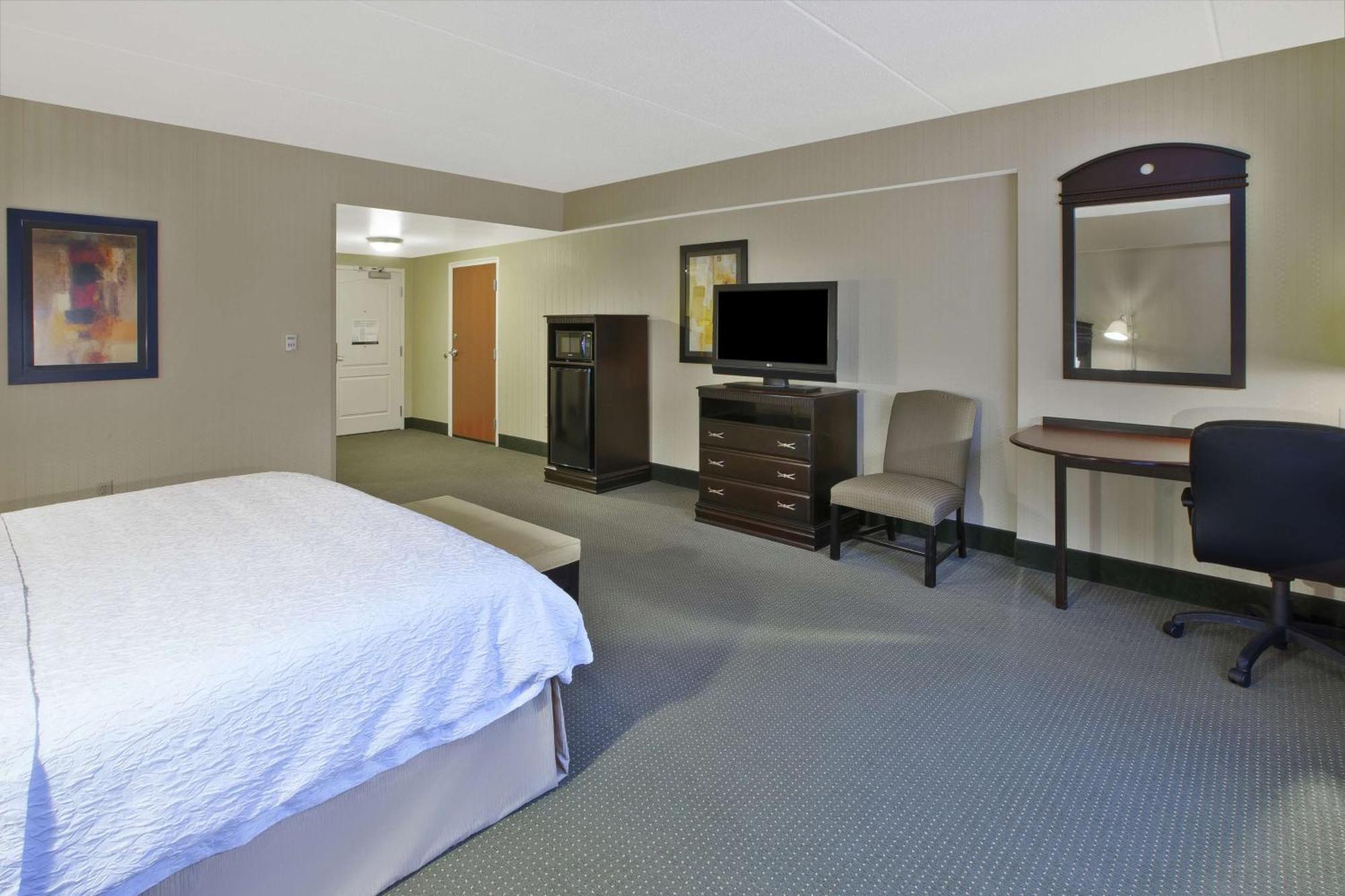 Hotel Hampton &